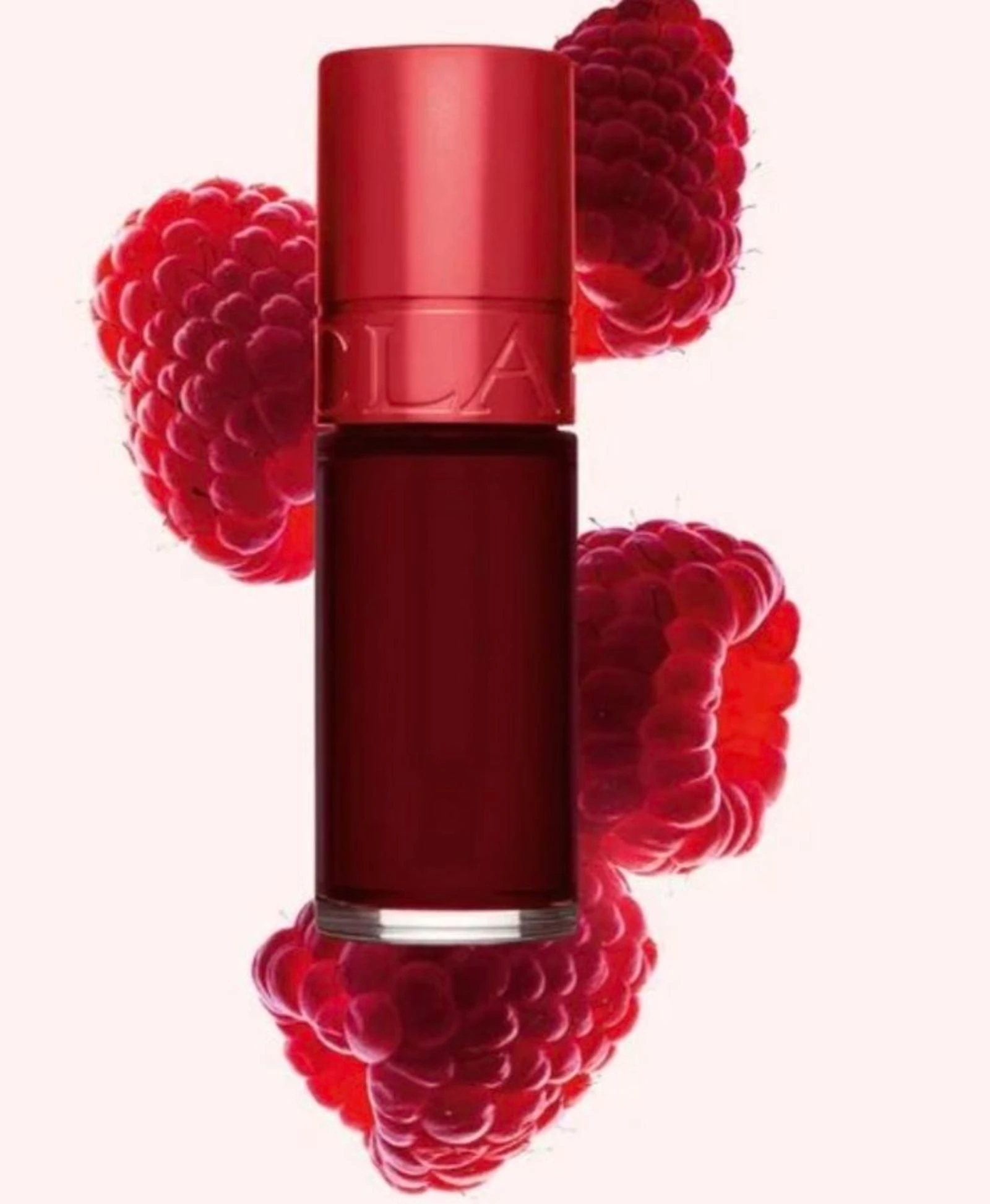 Neceser com batom da Clarins e cremes. – photo 15